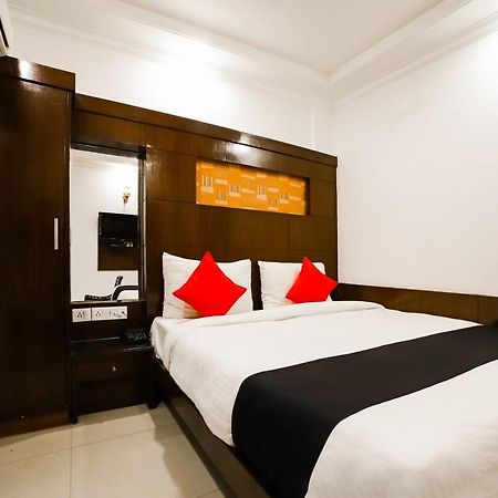 Capital O 6408 Hotel Delhi Heart 新德里 外观 照片