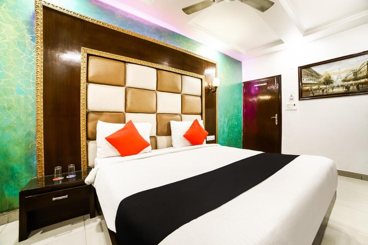 Capital O 6408 Hotel Delhi Heart 新德里 外观 照片