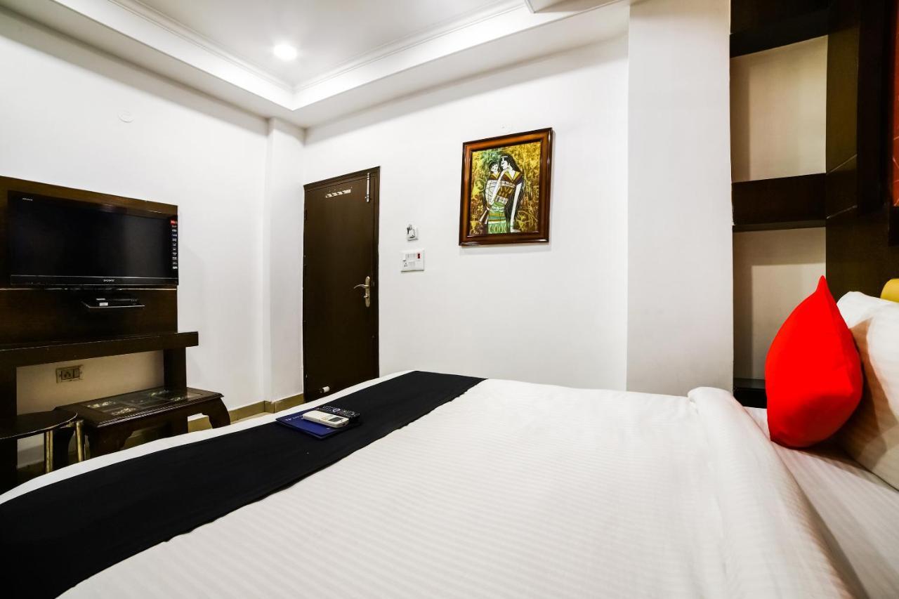 Capital O 6408 Hotel Delhi Heart 新德里 外观 照片