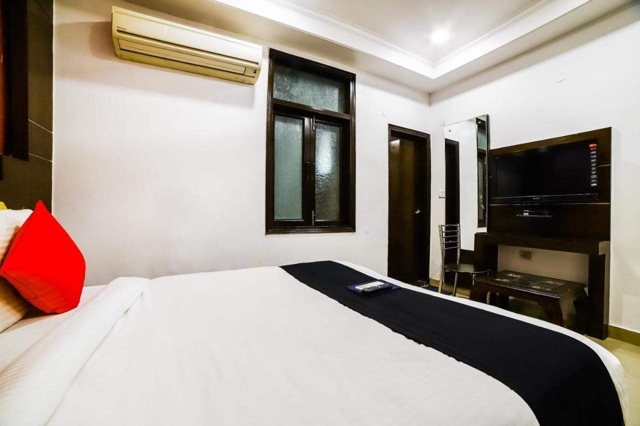 Capital O 6408 Hotel Delhi Heart 新德里 外观 照片