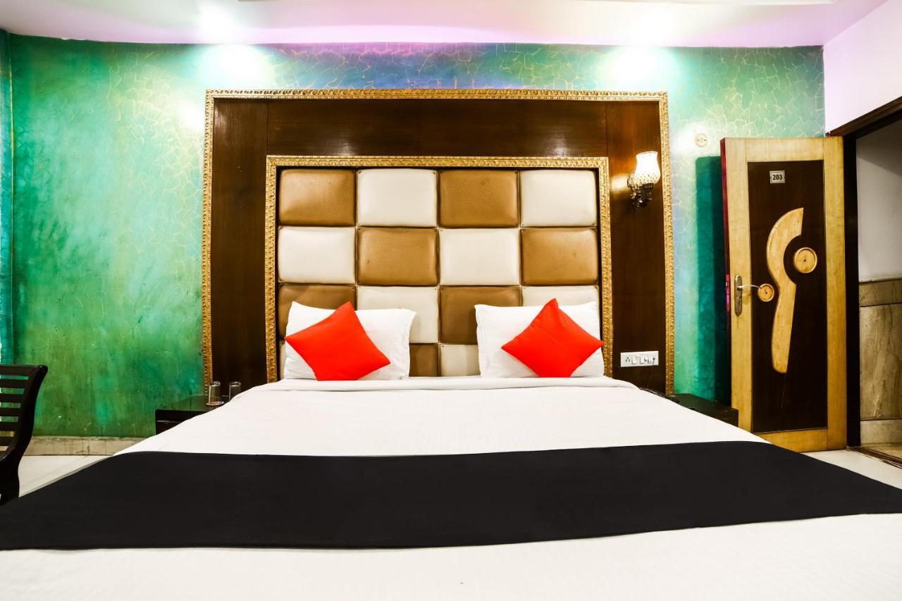 Capital O 6408 Hotel Delhi Heart 新德里 外观 照片